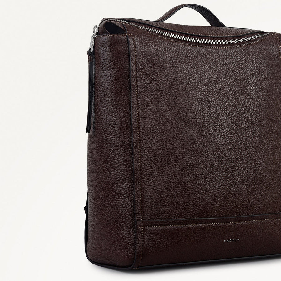 Oak Street Leather Medium Ziptop Backpack in Dark Oak - 112160