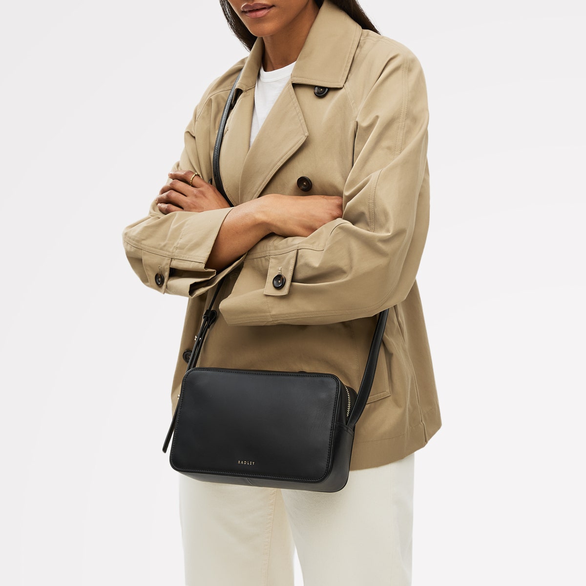 トップス London Black Small Ziptop Cross Body | Duchess Close AW25 | Radley London