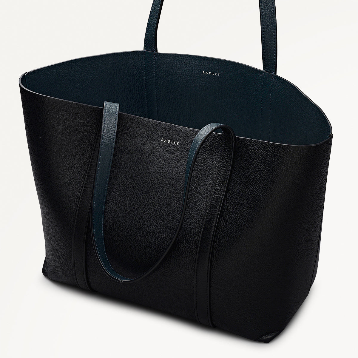 Black Large Open Top Tote | Hanbury Row AW25 | Radley London