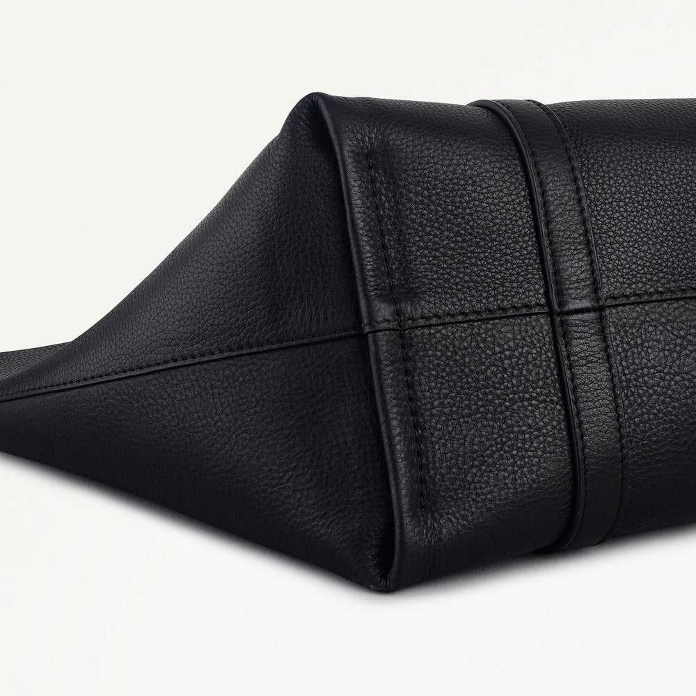 Hanbury Row Large Open Top Tote Bag in Black - 112182