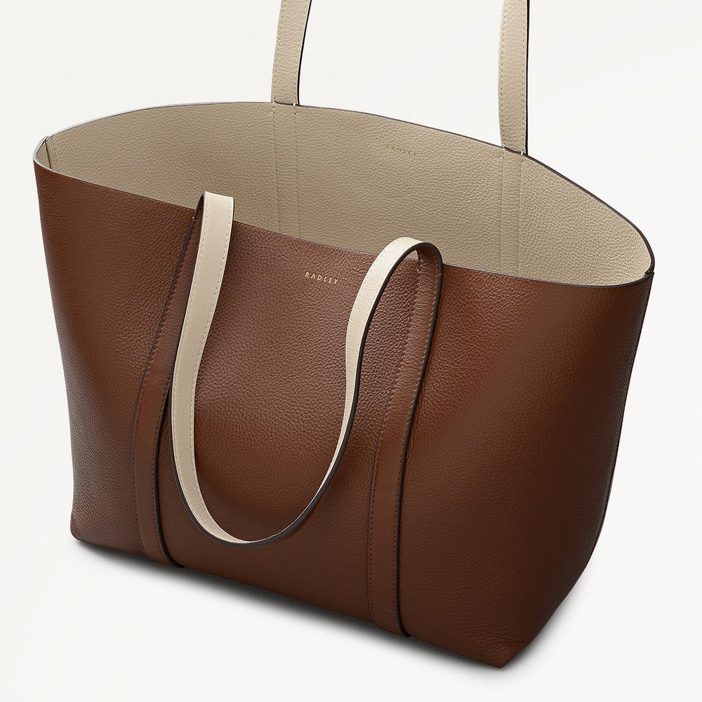 Hanbury Row Large Open Top Tote Bag in Chocolate - 112183