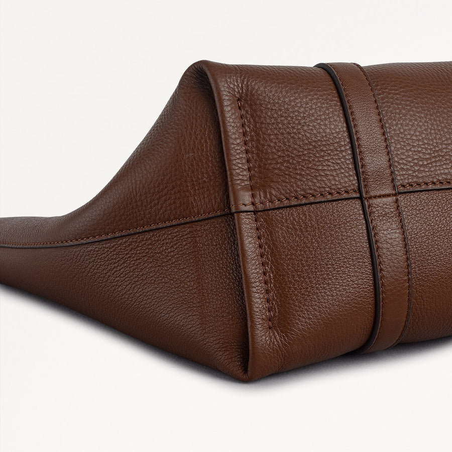 Hanbury Row Large Open Top Tote Bag in Chocolate - 112183