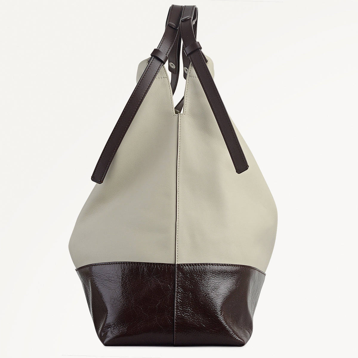 The Portobello Leather Large Drawstring Shoulder Bag in Snow - 112189