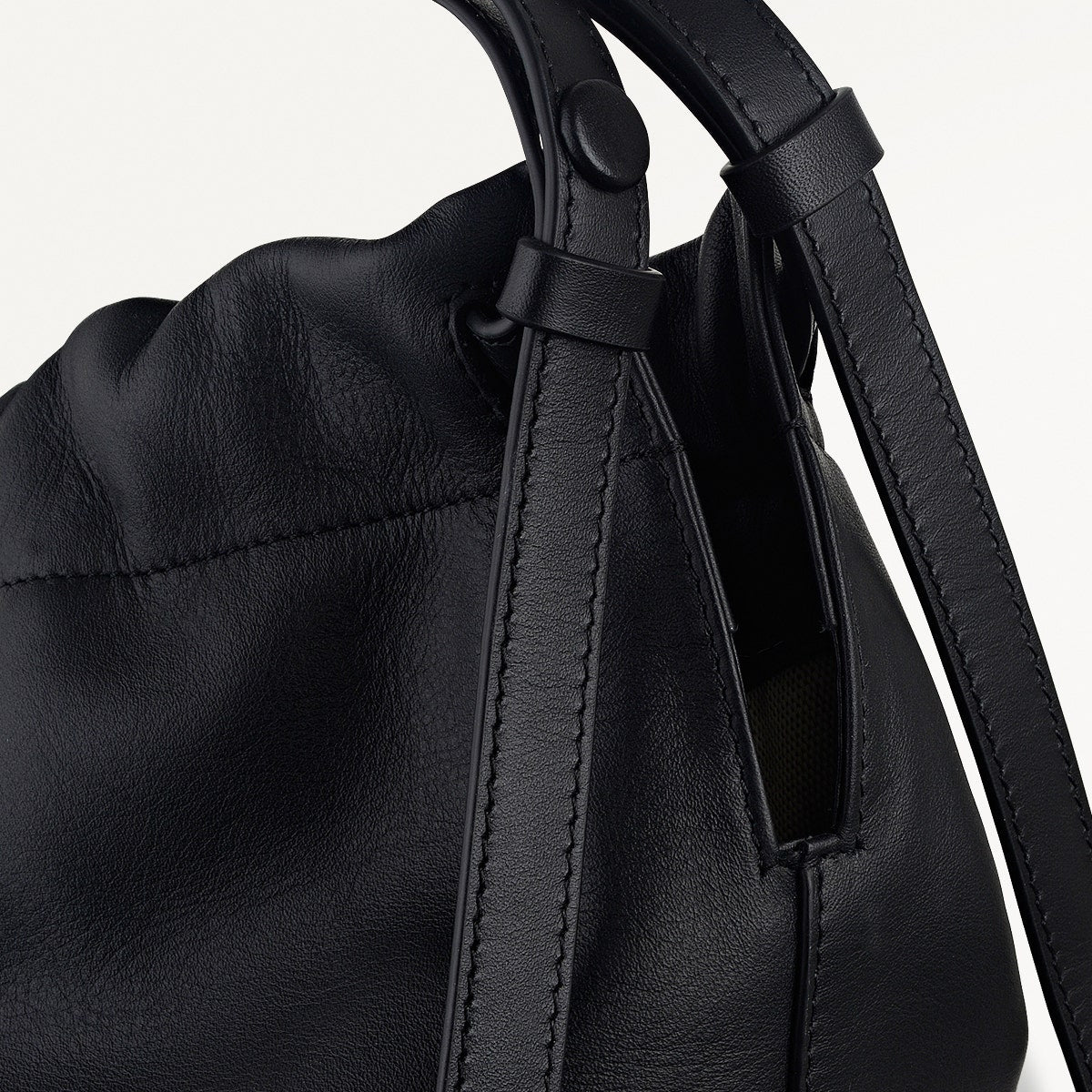 Black Large Drawstring Shoulder | The Portobello AW25 | Radley London