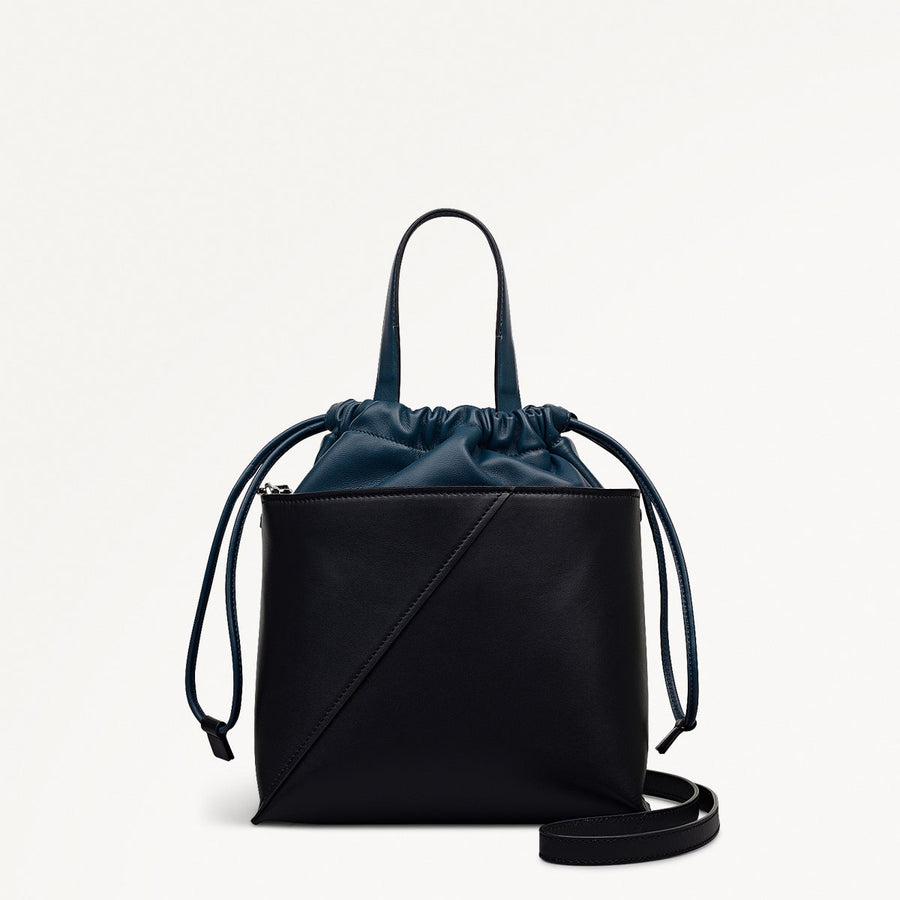 The Portobello Leather Small Drawstring Grab Bag in Black - 112192