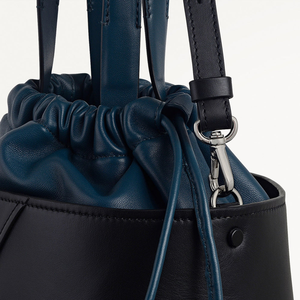 The Portobello Leather Small Drawstring Satchel Bag in Black - 112192