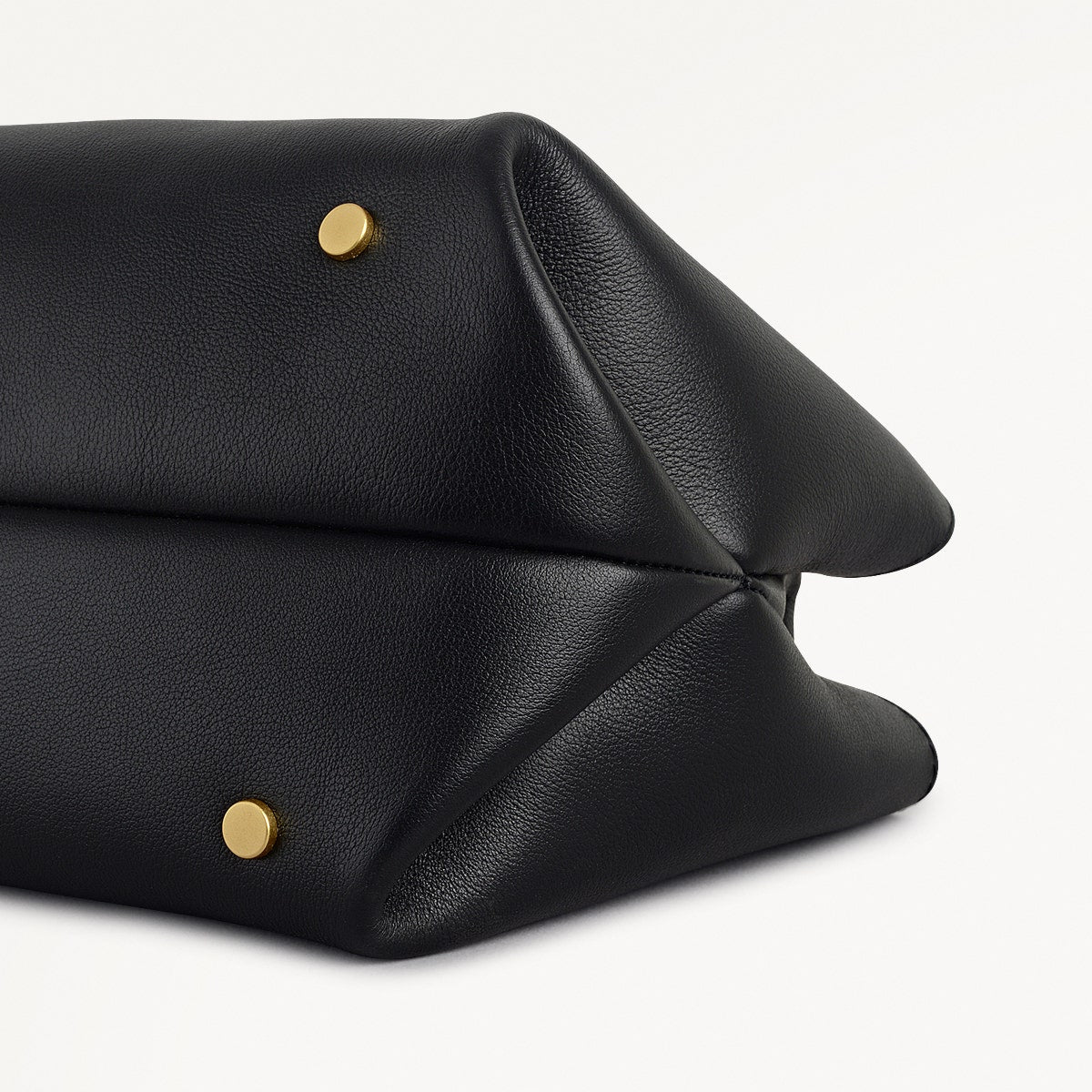 The Compton Small Ziptop Satchel Bag in Black - 112199
