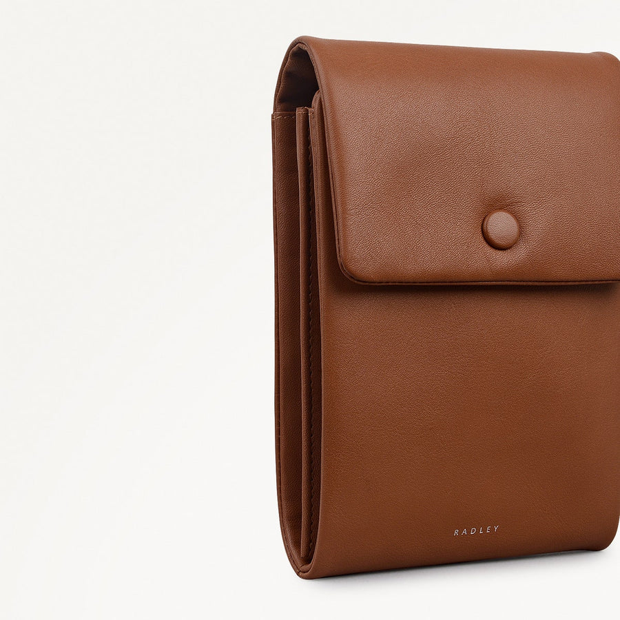 Mallow Street Leather Medium Phone Cross Body Bag in Toffee - 112209