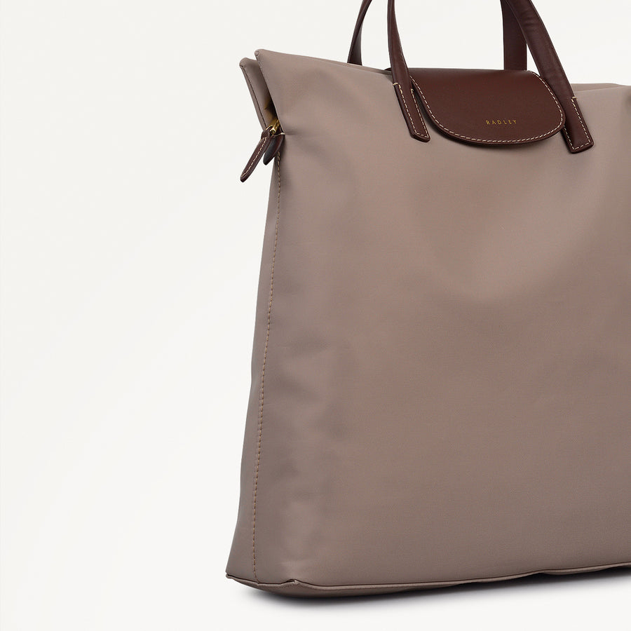 Pocket Essentials Fabric Medium Ziptop Backpack in Porcini - 112221