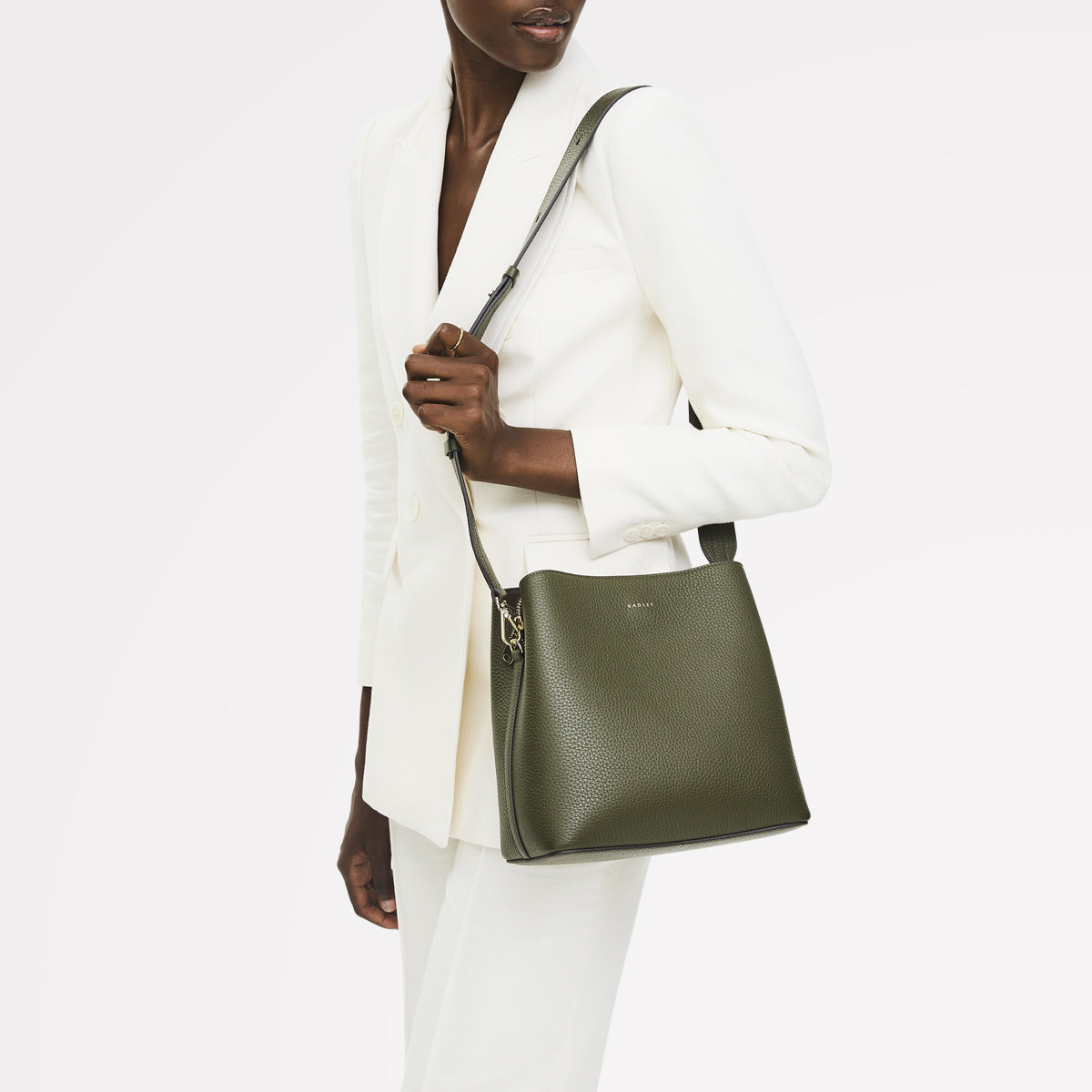 Dukes Place Leather Medium Compartment Cross Body Bag in Pine Needle - 112230