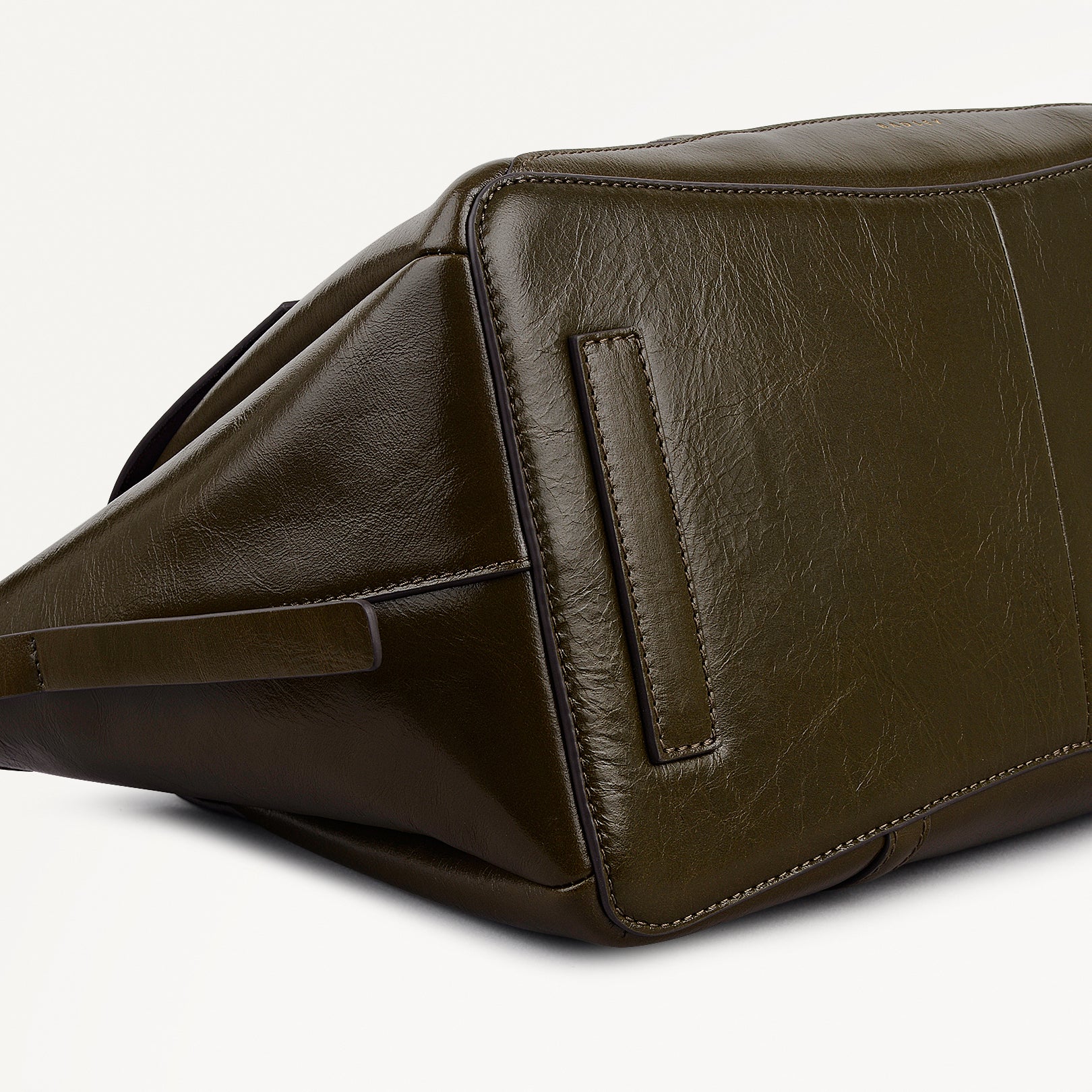 The Chancery Leather Medium Flapover Shoulder Bag in Pine Needle - 112253