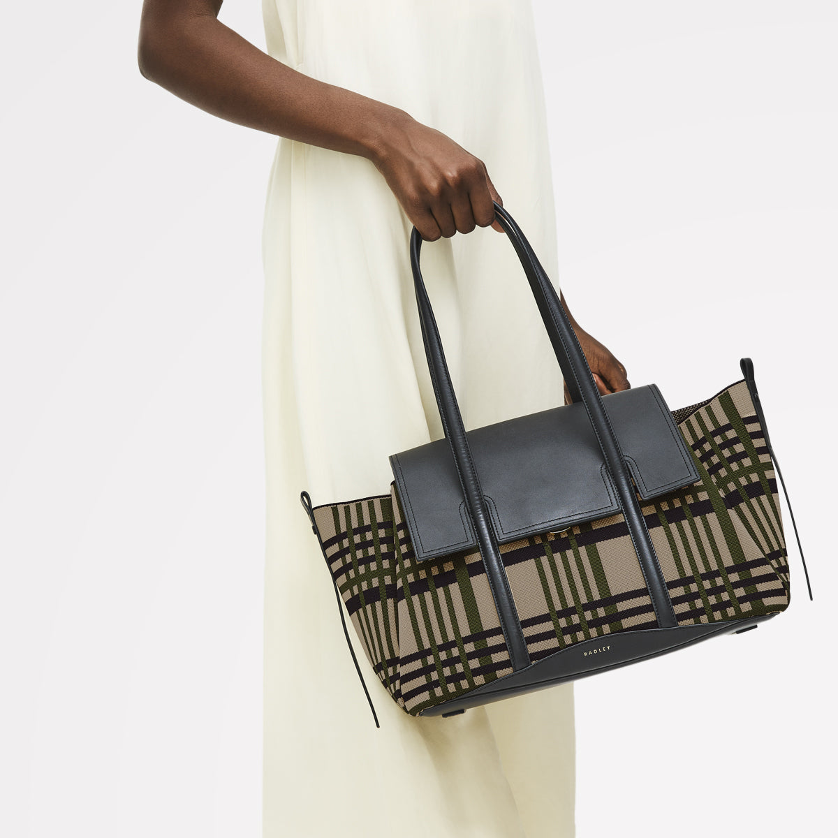 The Chancery Leather Medium Flapover Shoulder Bag in Porcini - 112254
