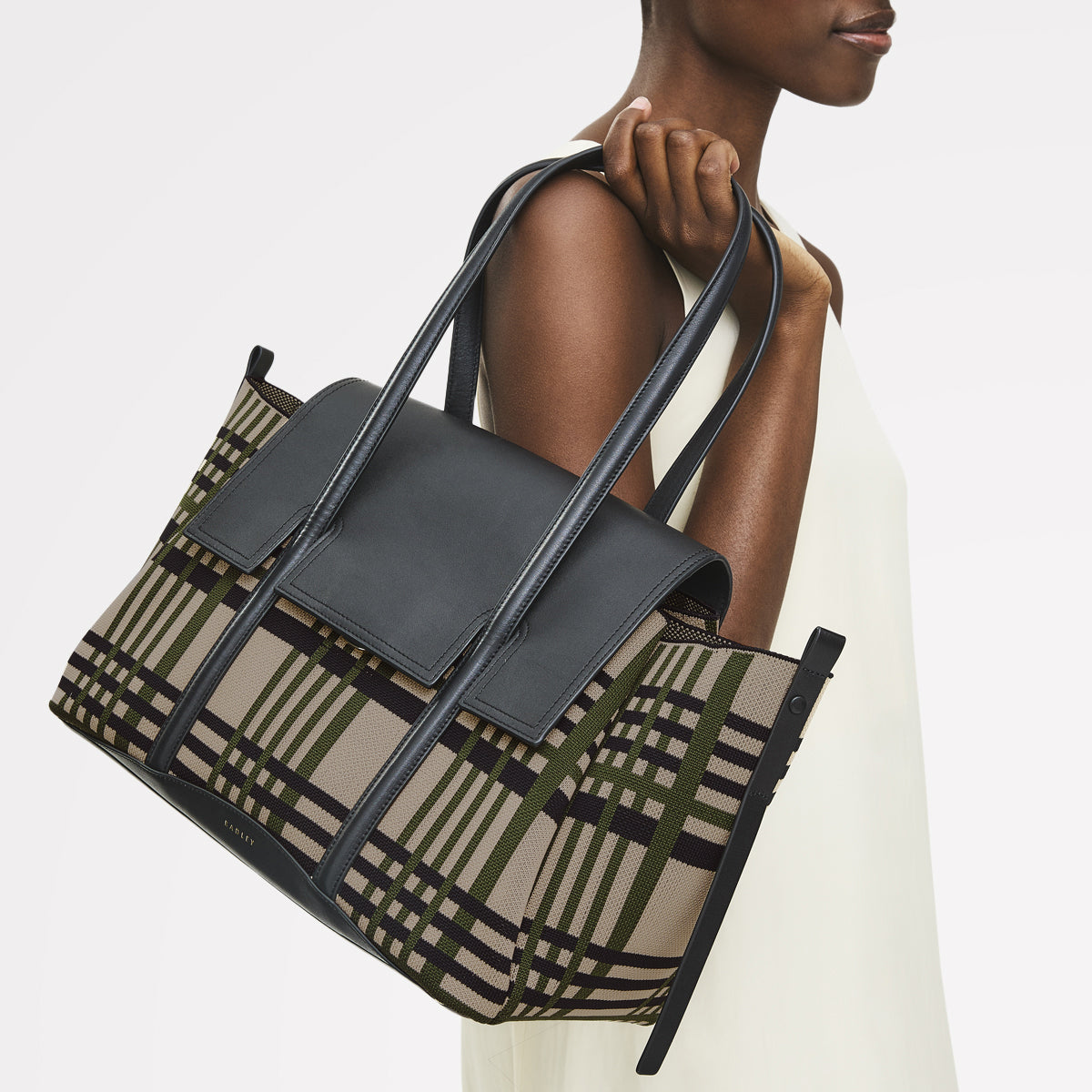 The Chancery Leather Medium Flapover Shoulder Bag in Porcini - 112254