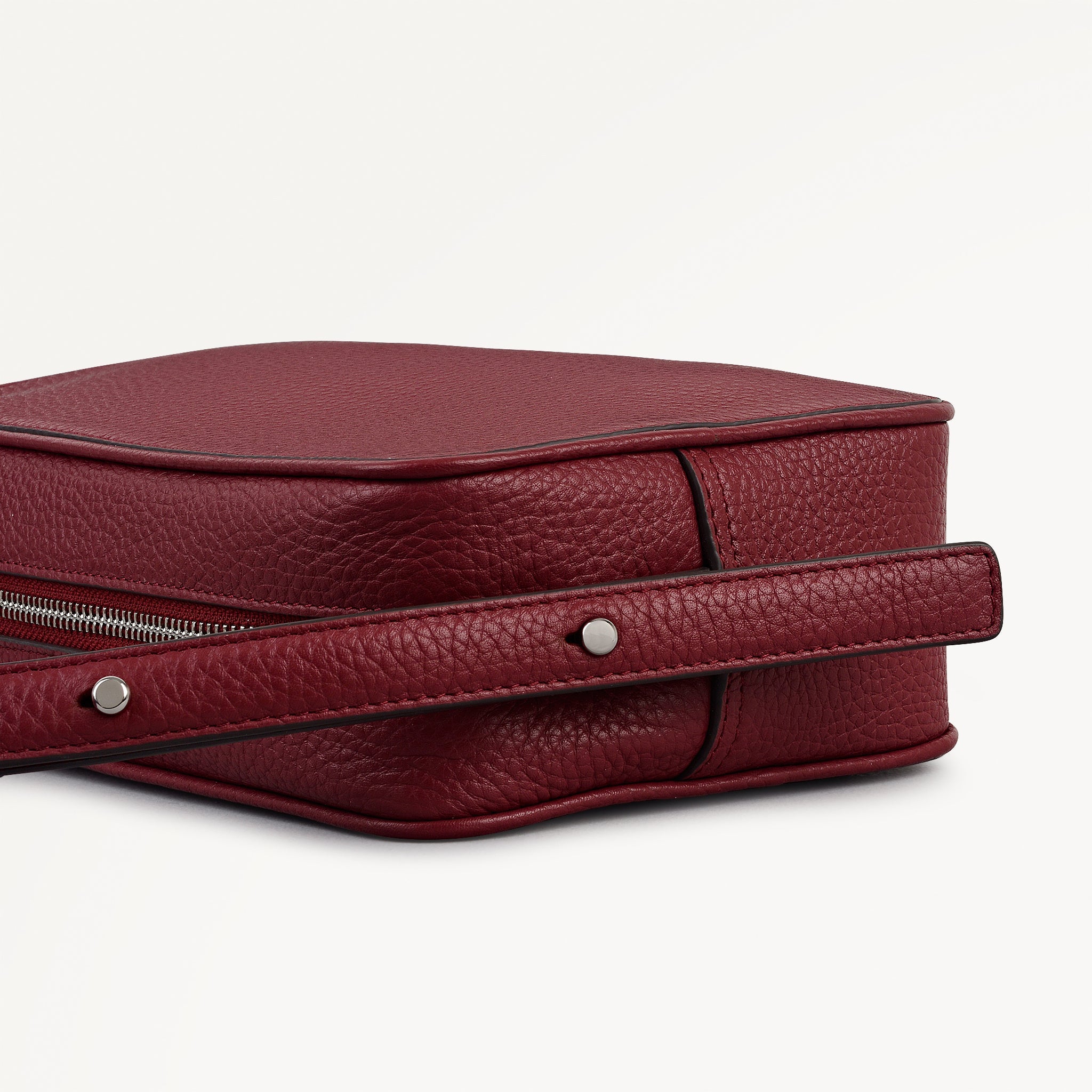 Carmine Small Ziptop Cross Body Bag | Duchess Close AW25 | Radley