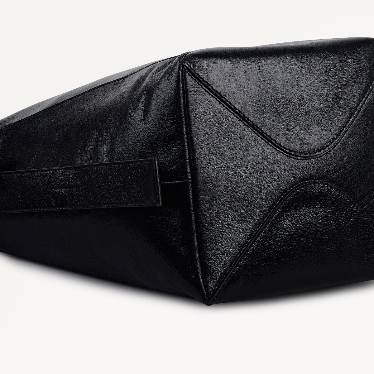 De Beauvoir Leather Large Ziptop Shoulder Bag in Black - 112262