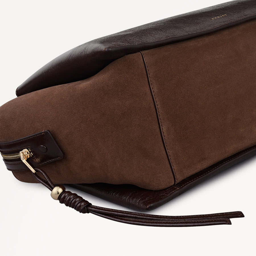 The Romilly Leather Large Ziptop Grab Bag in Dark Oak - 112267