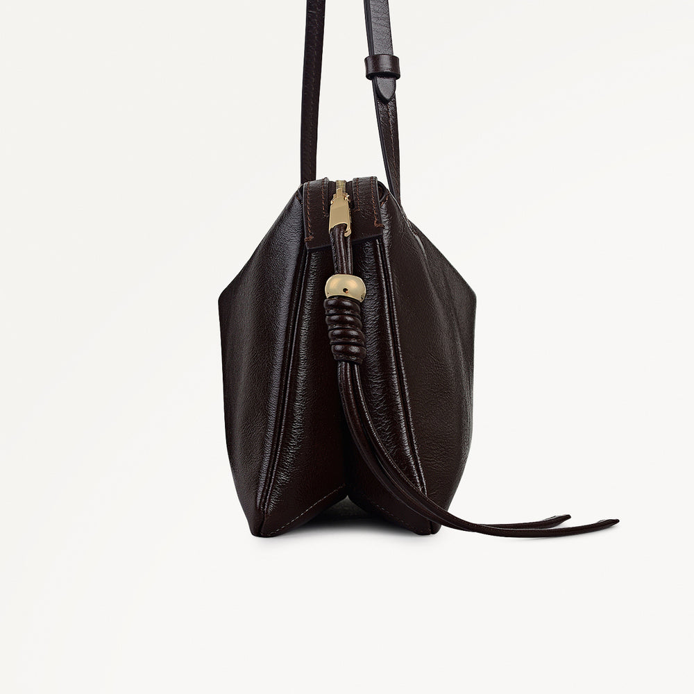 The Romilly Leather Medium Ziptop Cross Body Bag in Dark Oak - 112273