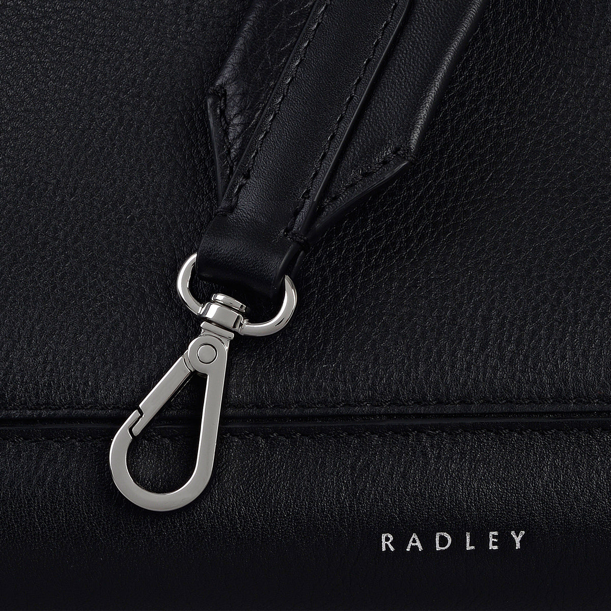Black Medium Ziptop Shoulder | Hope Gardens AW25 | Radley London