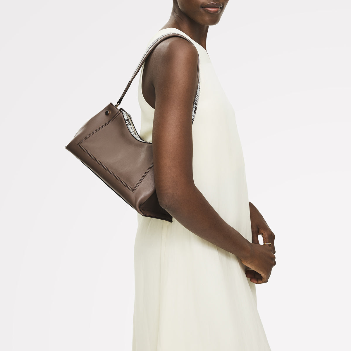 hana① Coffee Medium Ziptop Shoulder | Hope Gardens AW25 | Radley London