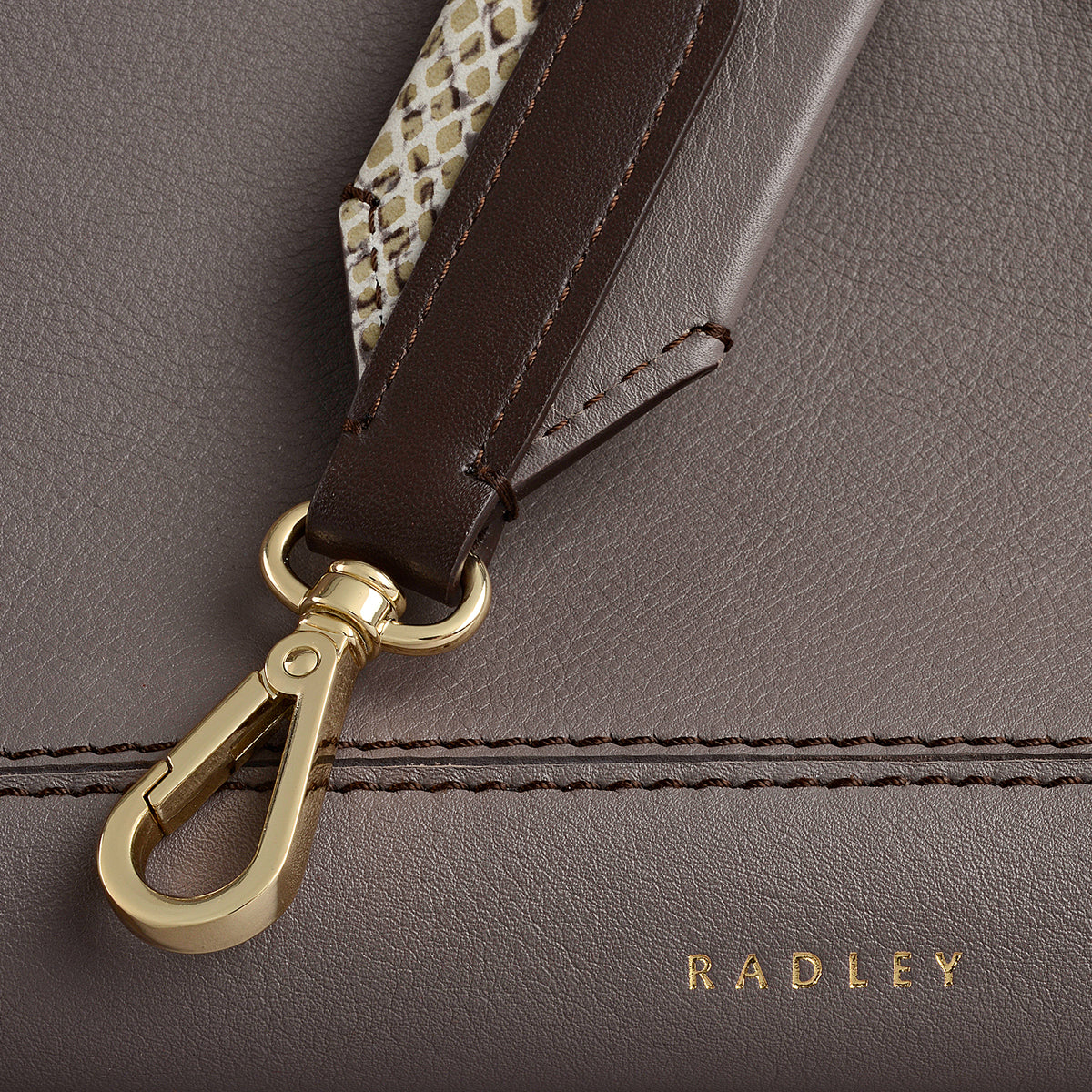 Coffee Medium Ziptop Shoulder | Hope Gardens AW25 | Radley London