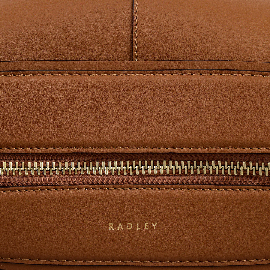 Westwell Lane Leather Large Ziptop Shoulder Bag in Toffee - 112289