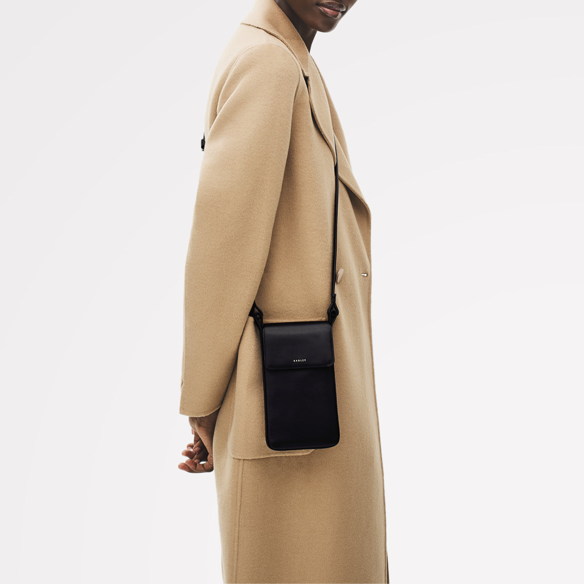Westwell Lane Leather Medium Phone Cross Body Bag in Black - 112315