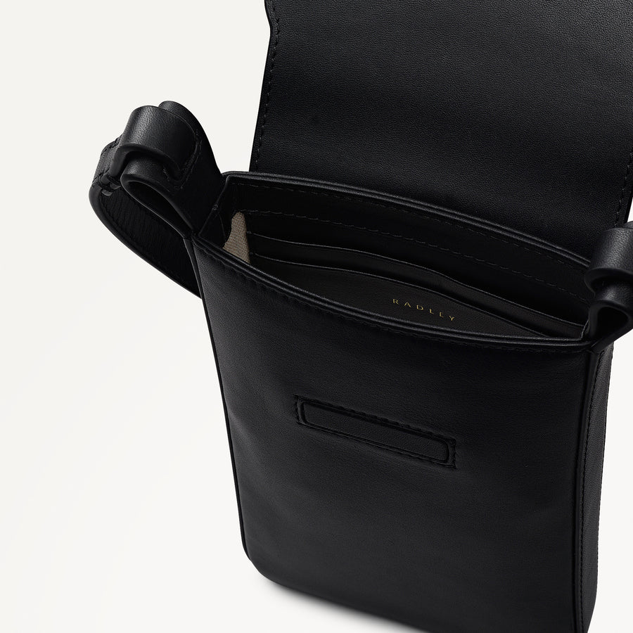 Westwell Lane Leather Medium Phone Cross Body Bag in Black - 112315