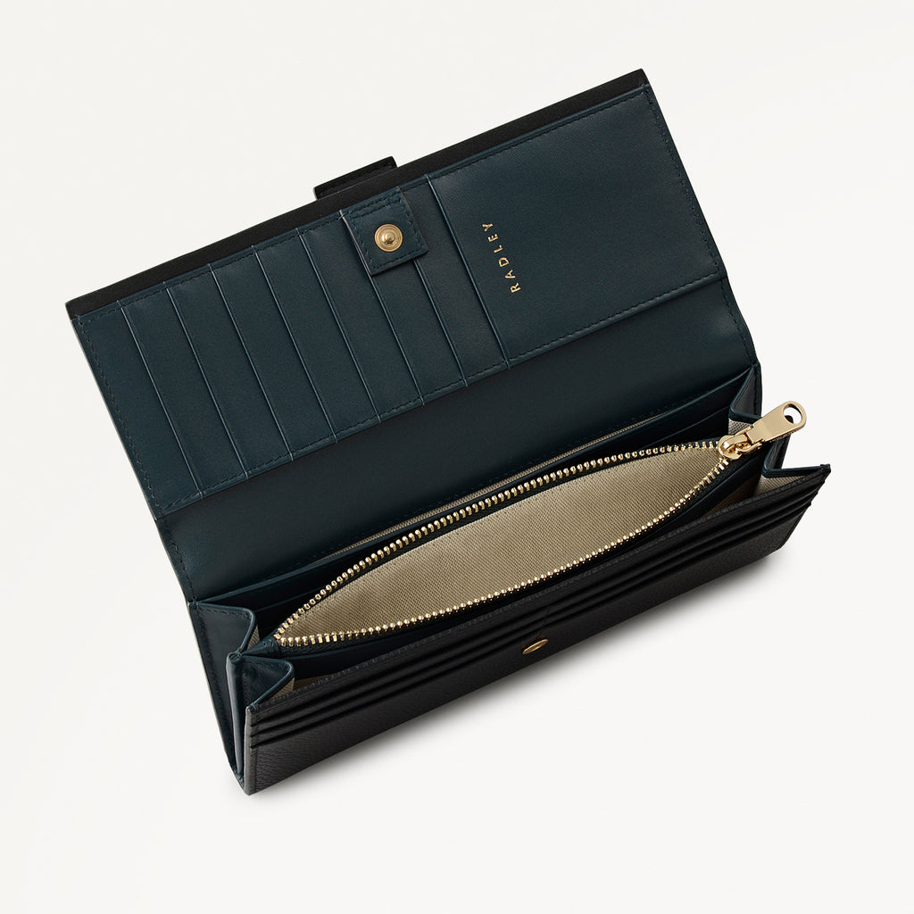 SLOANE MEWS LARGE FLAPOVER WALLET BLACK