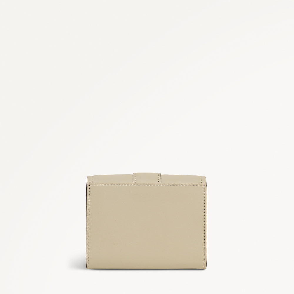 SLOANE MEWS MEDIUM FLAPOVER wallet SNOW