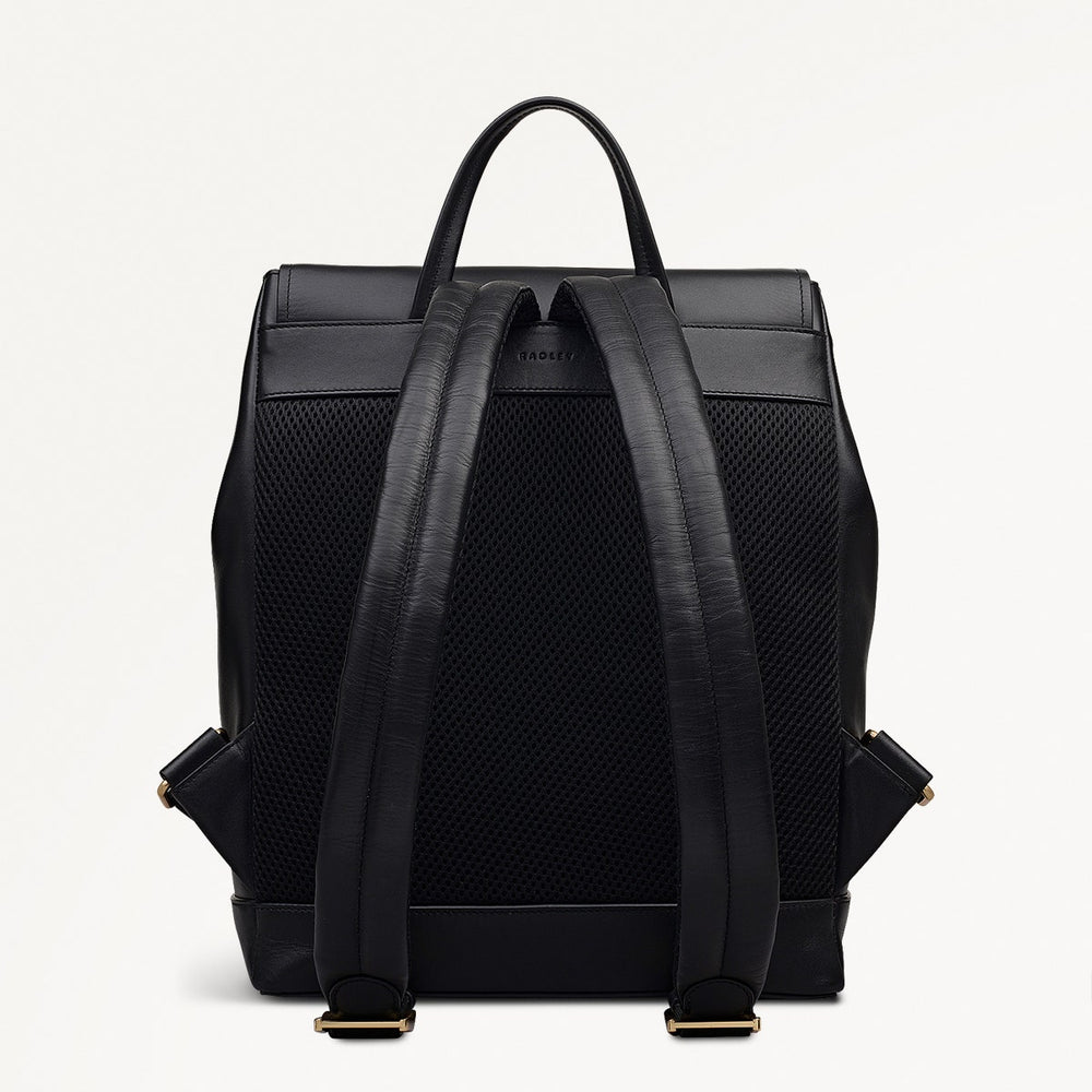 Albion Street Leather Large Ziptop Backpack in Black - 112387