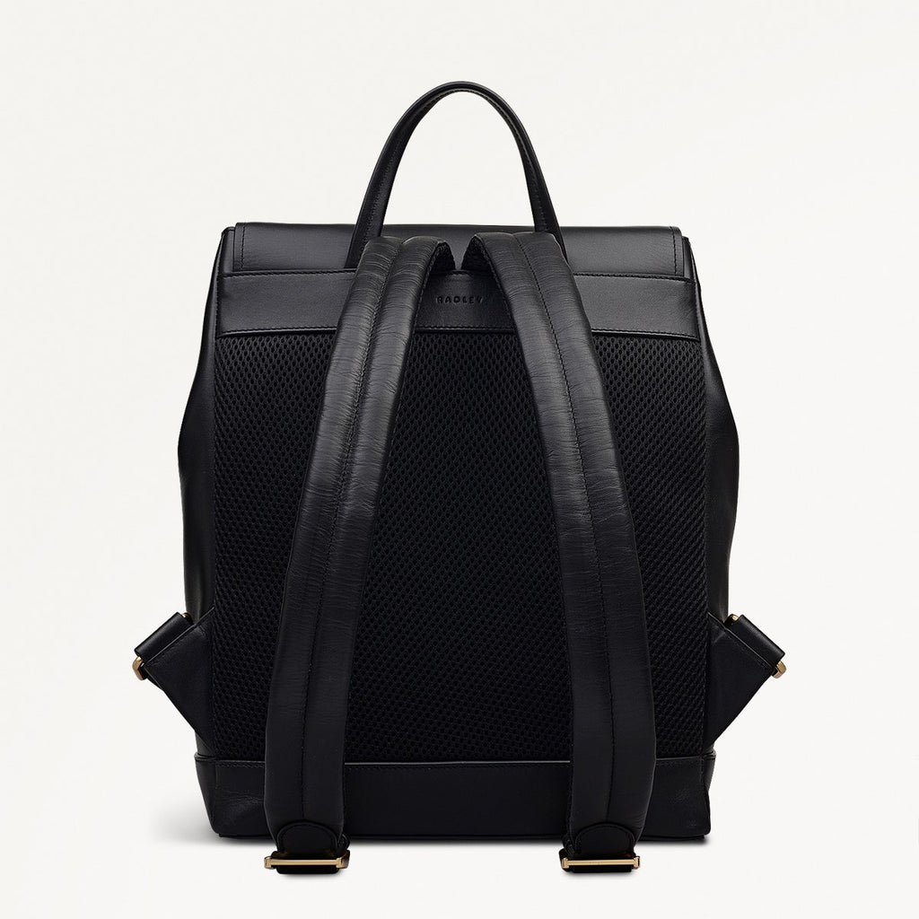 Albion Street Leather Large Ziptop Backpack in Black - 112387