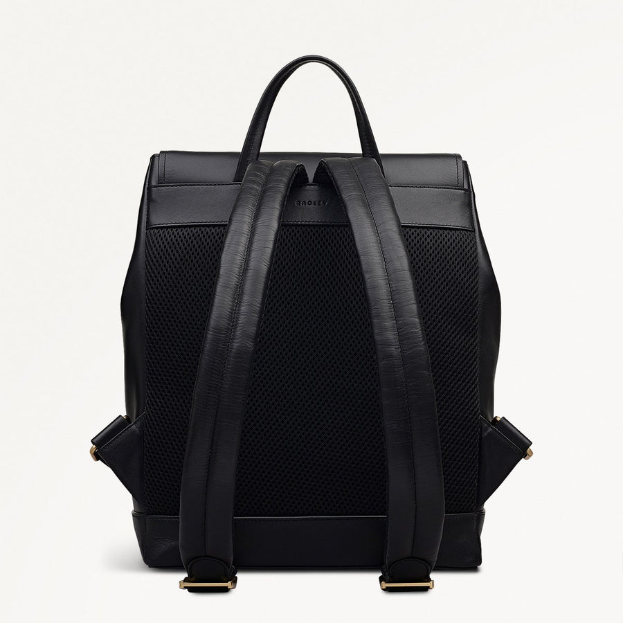 Albion Street Leather Large Ziptop Backpack in Black - 112387