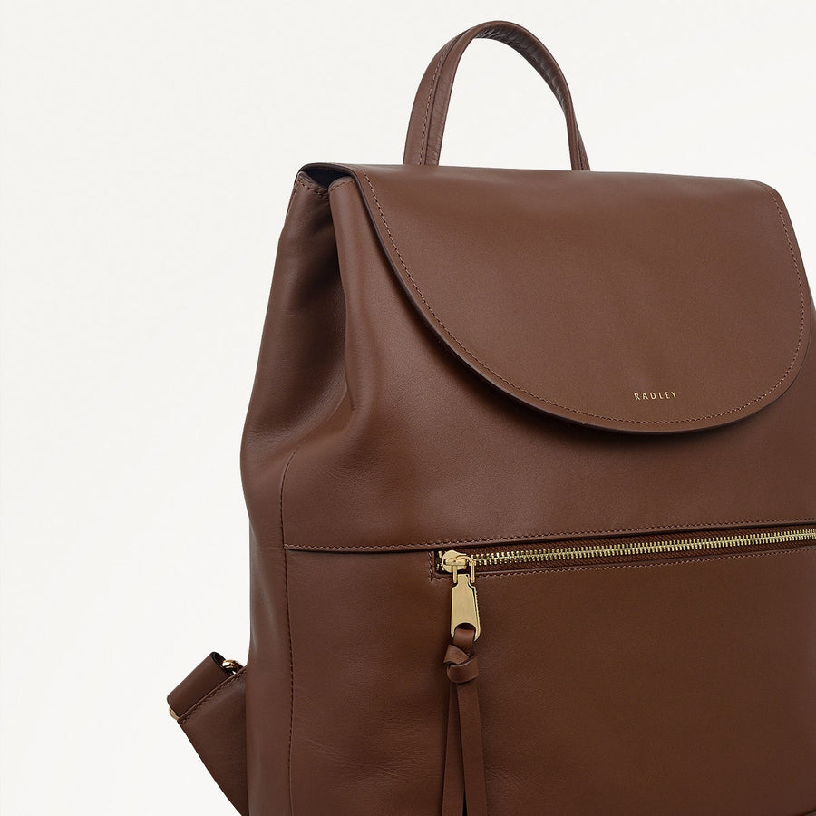 Albion Street Leather Large Ziptop Backpack in Chocolate - 112388