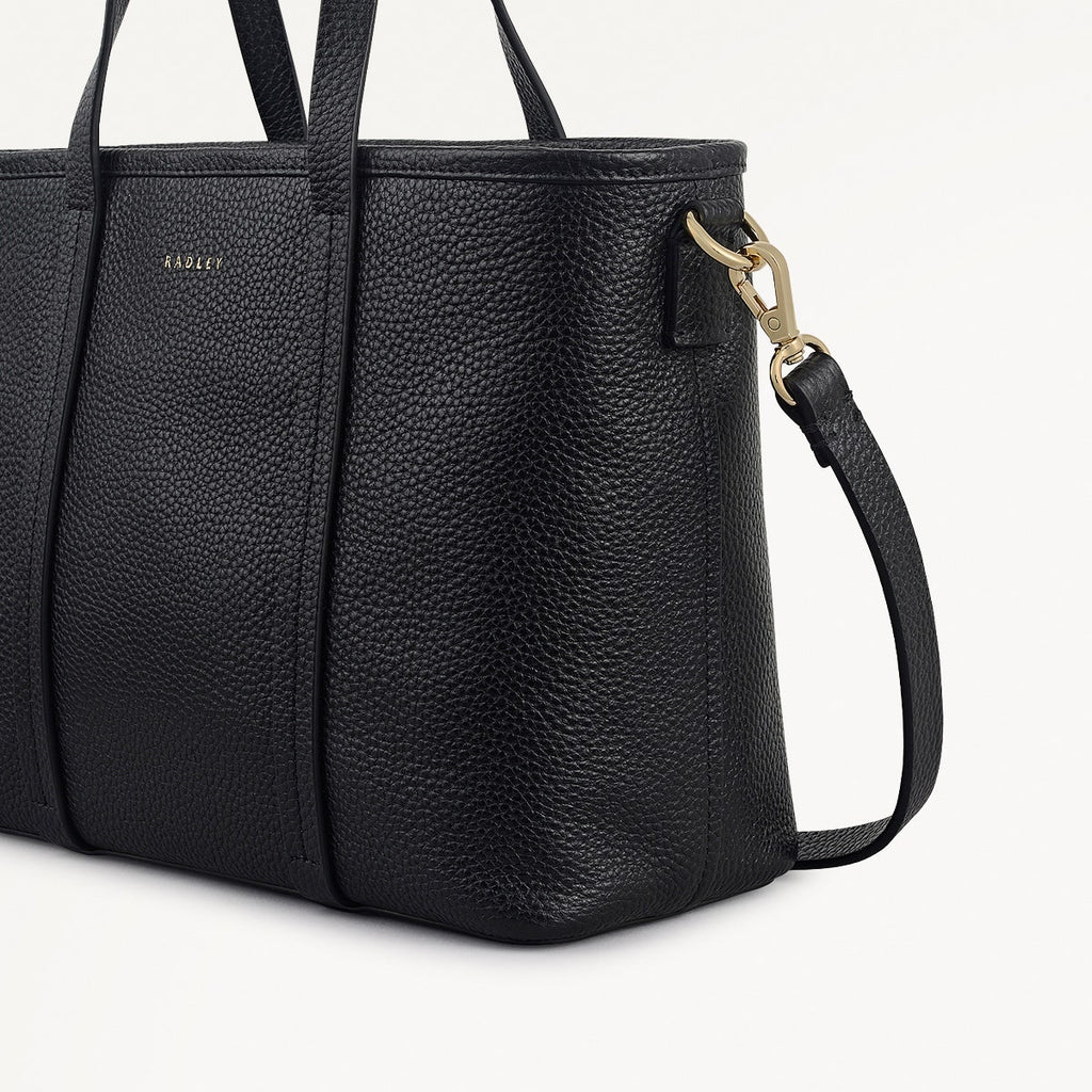 Templeton Place Leather Small Ziptop Grab Bag in Black - 112392