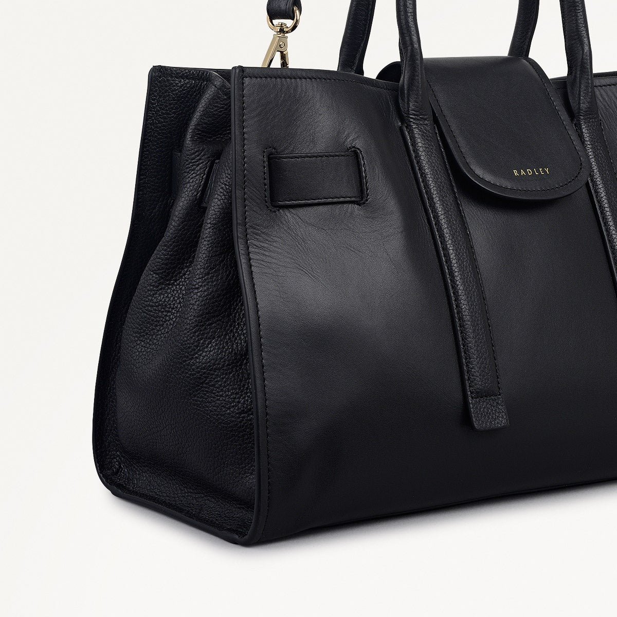 St Pancras Lane Medium Open Top Grab Bag in Black - 112397
