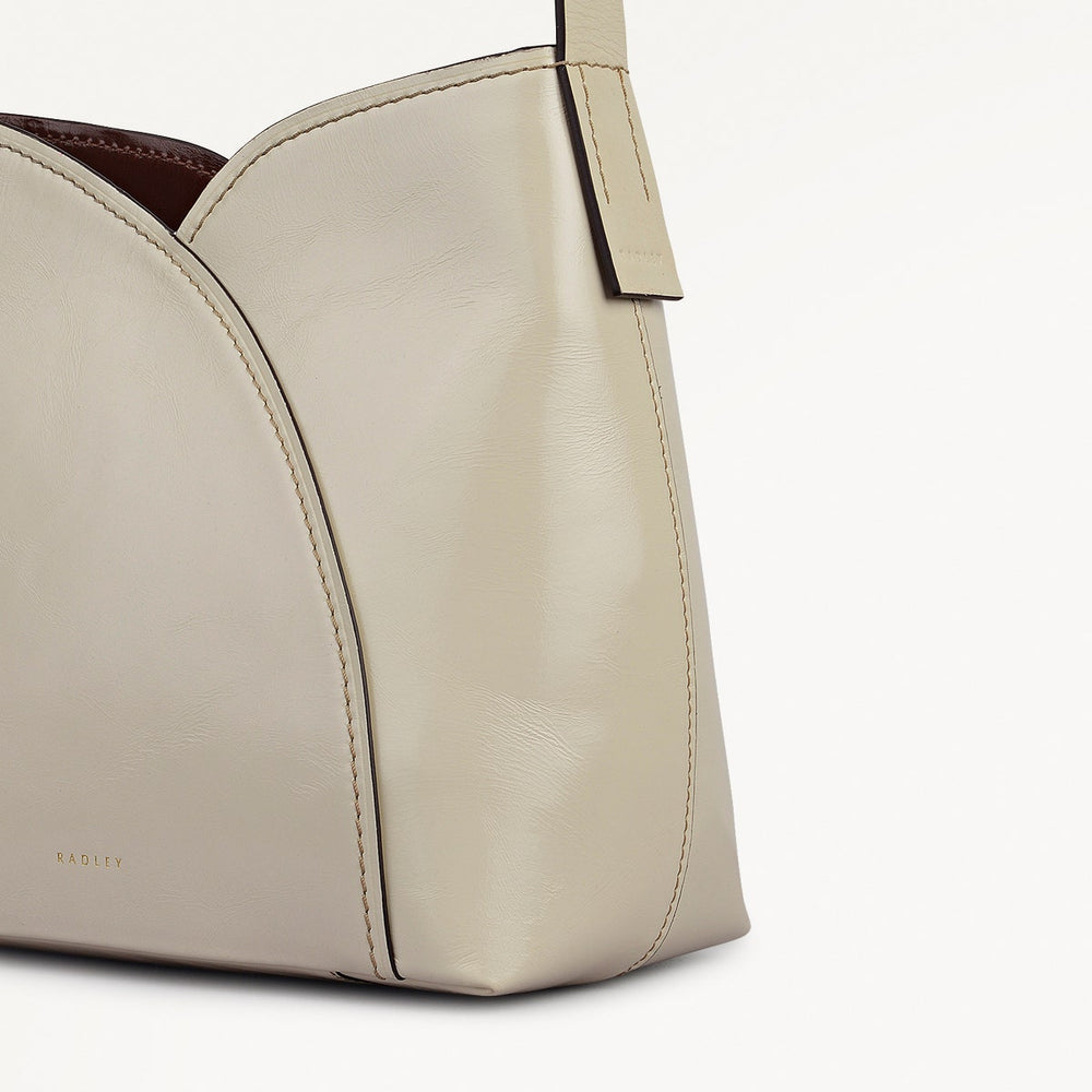 Tulip Street Leather Large Open Top Shoulder Bag in Snow - 112407