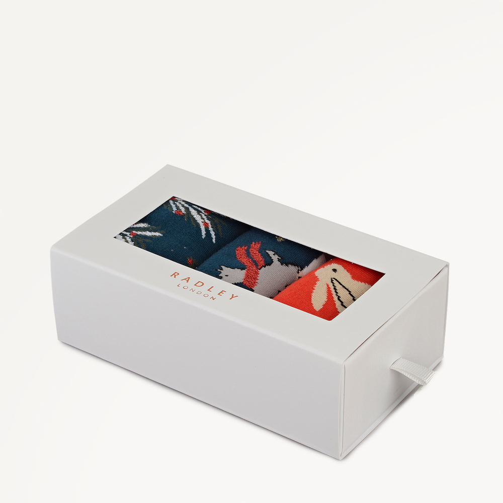 An Ice Day Fabric Sock Set in Teal - 112472