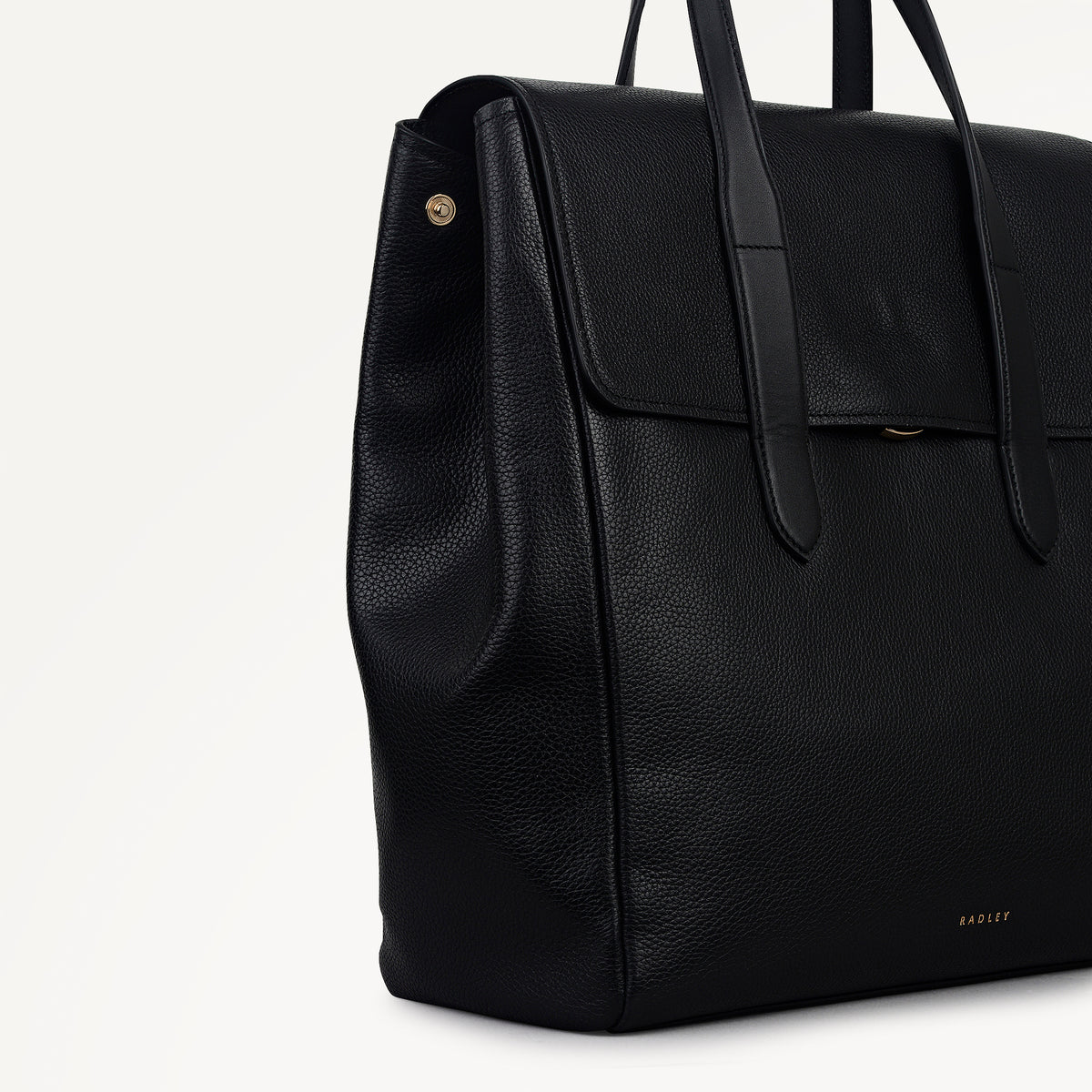 Knightsbridge Court Leather Medium Flapover Backpack in Black - 112605