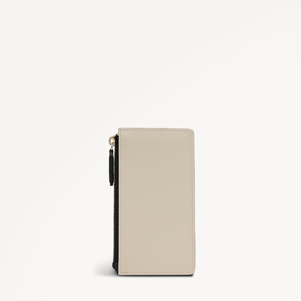 Elm Avenue Leather Medium Ziptop Coin Wallet in Black - 112711