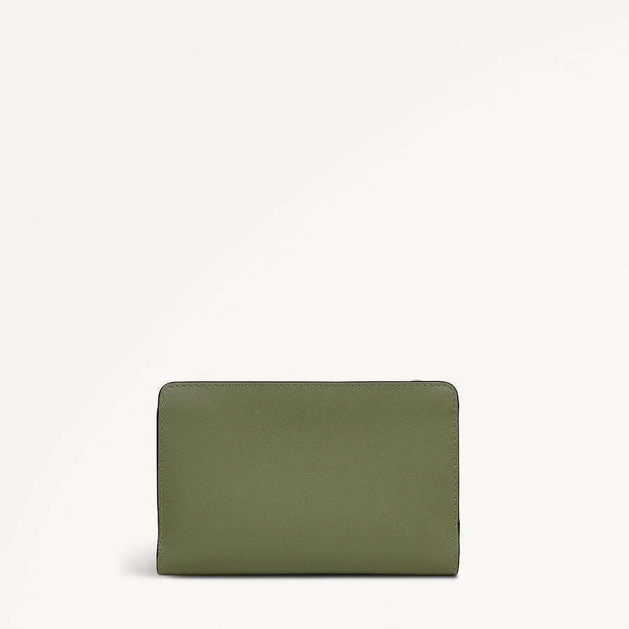 Magic Carousel Leather Medium Bifold Wallet in Hunter Green - 112786