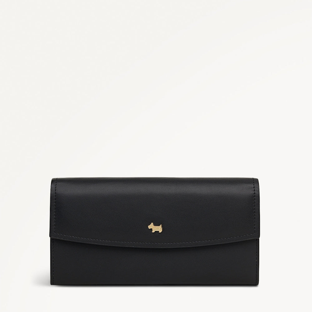 Liverpool Gardens Leather Large Flapover Wallet in Black - 112800