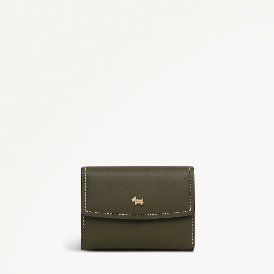 Liverpool Gardens Leather Medium Flapover Wallet in Pine Needle - 112803