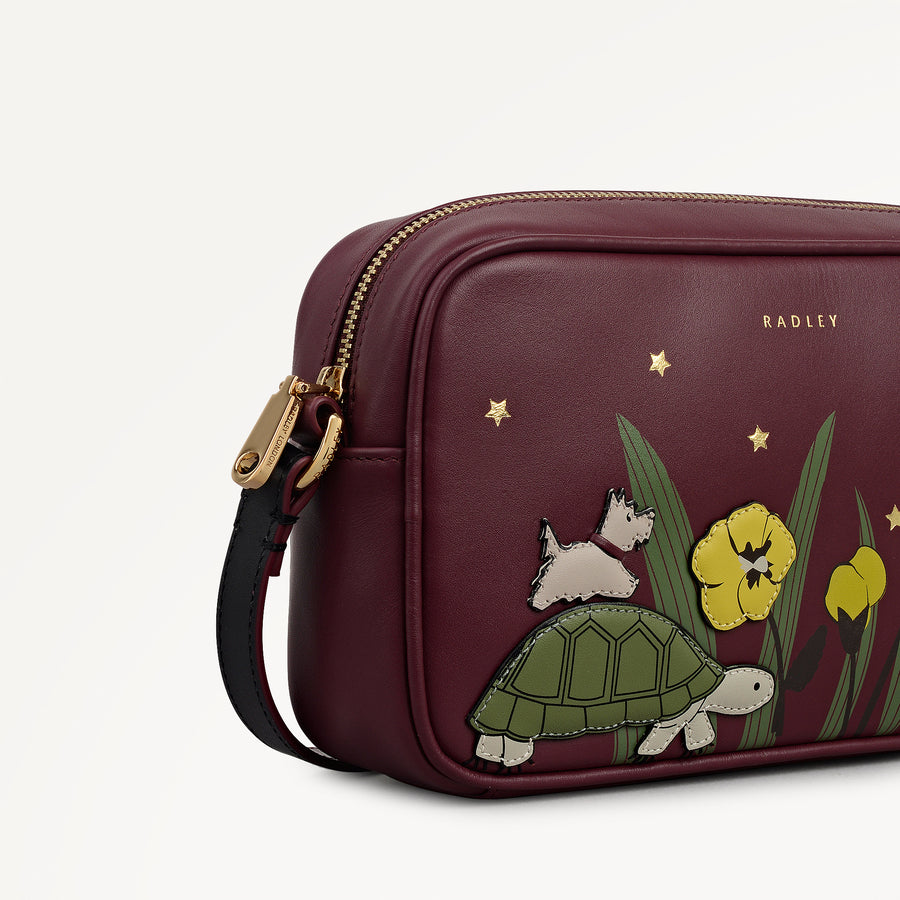 Midnight Wanderer Small Ziptop Cross Body Dark Cherry - 112959