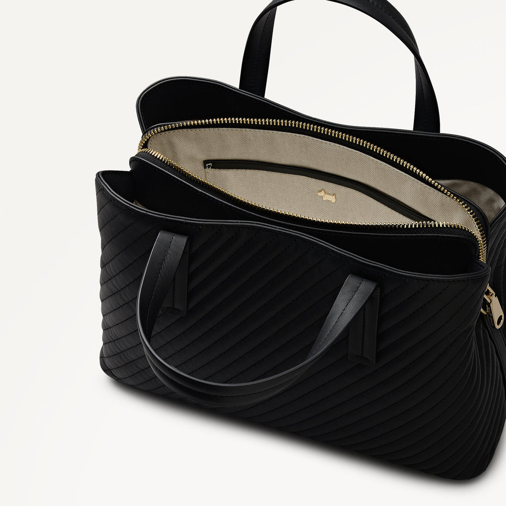 Dukes Place - Diagonal Quilt Medium Ziptop Satchel Black - 113063