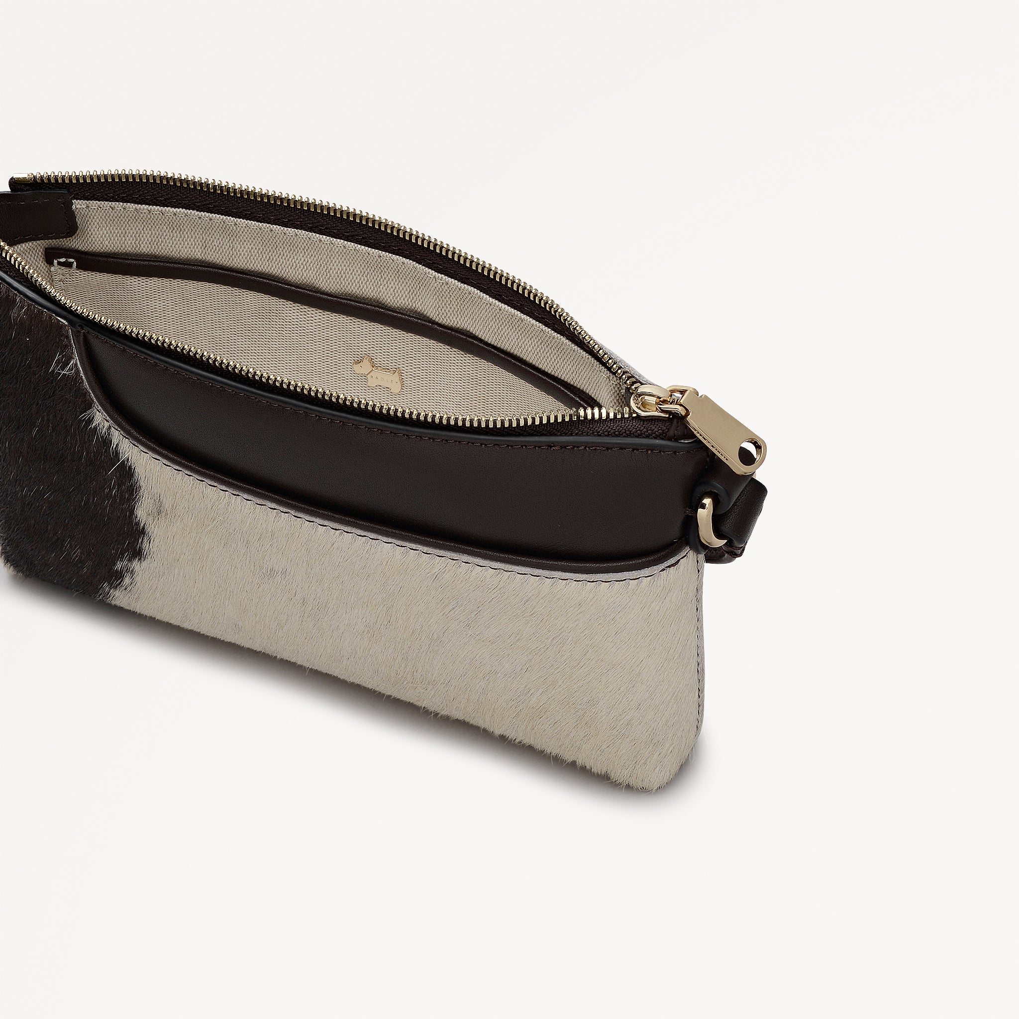 Pockets - Cow Hide Mini Ziptop Ew Shoulder Dark Oak - 113066