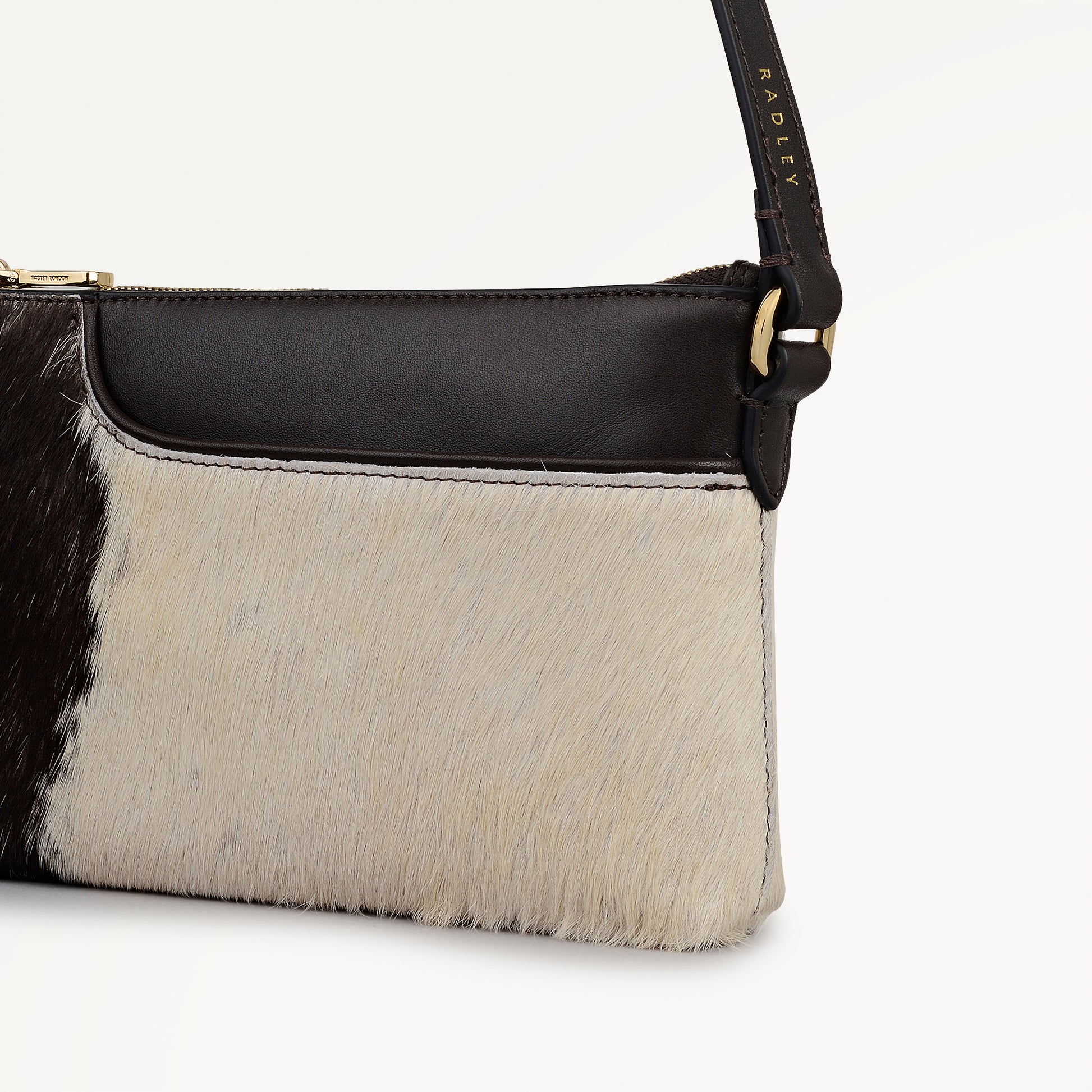 Pockets - Cow Hide Mini Ziptop Ew Shoulder Dark Oak - 113066