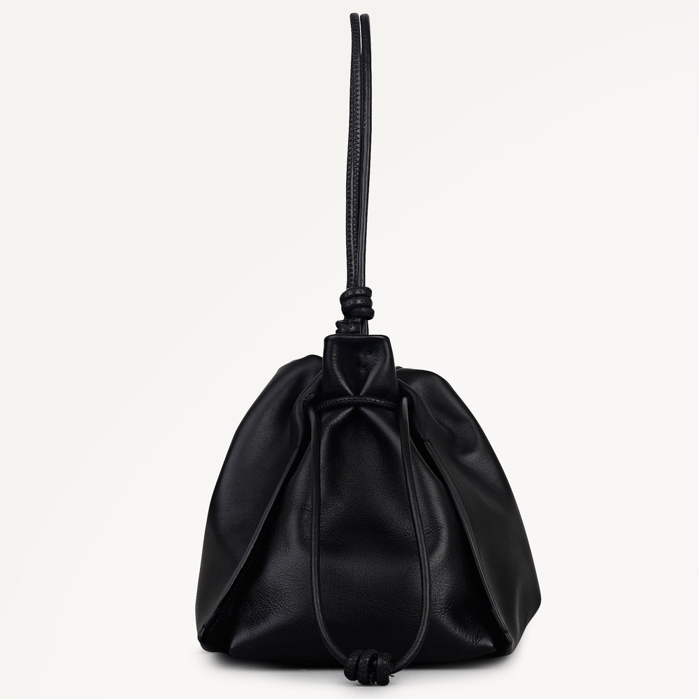 The Roxburgh Medium Drawstring Shoulder Black - 113069