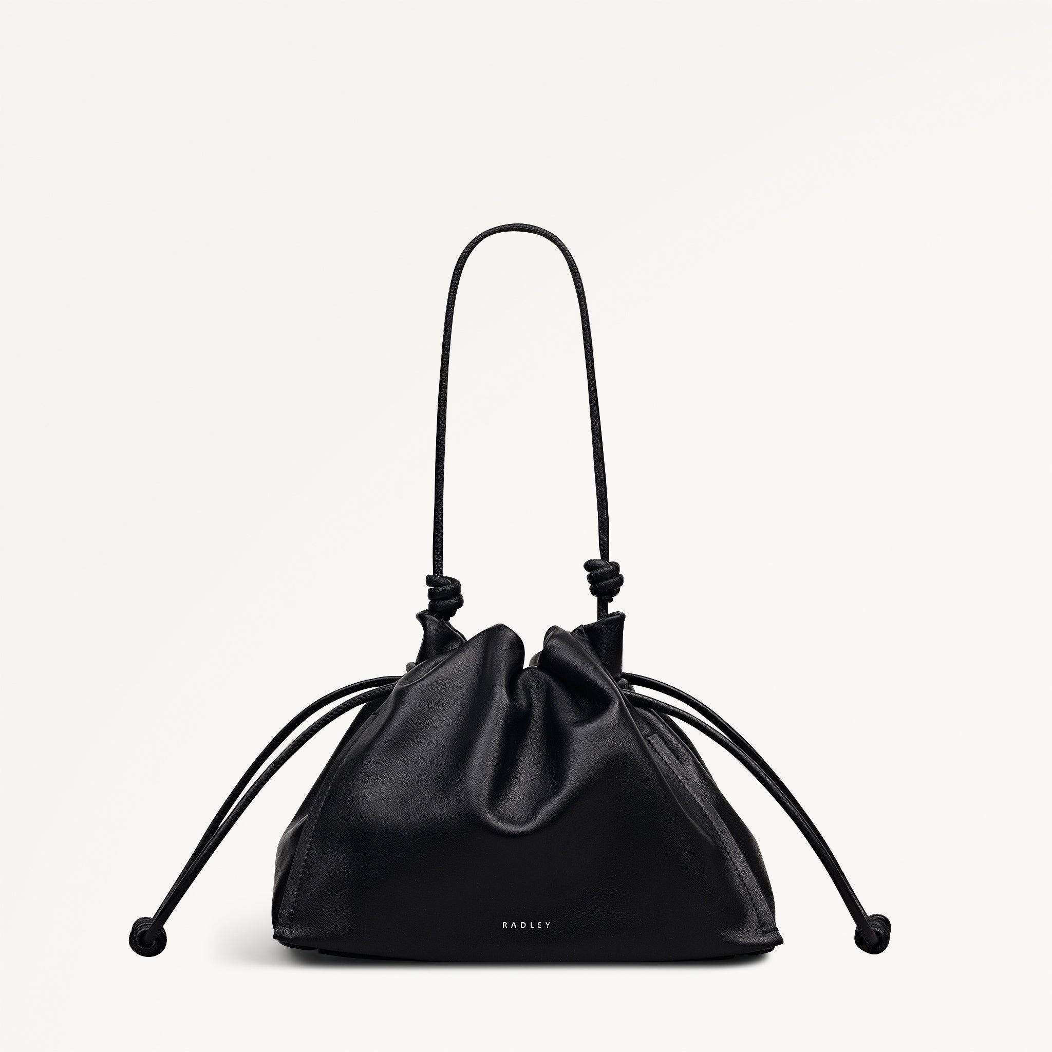 The Roxburgh Medium Drawstring Shoulder Black - 113069