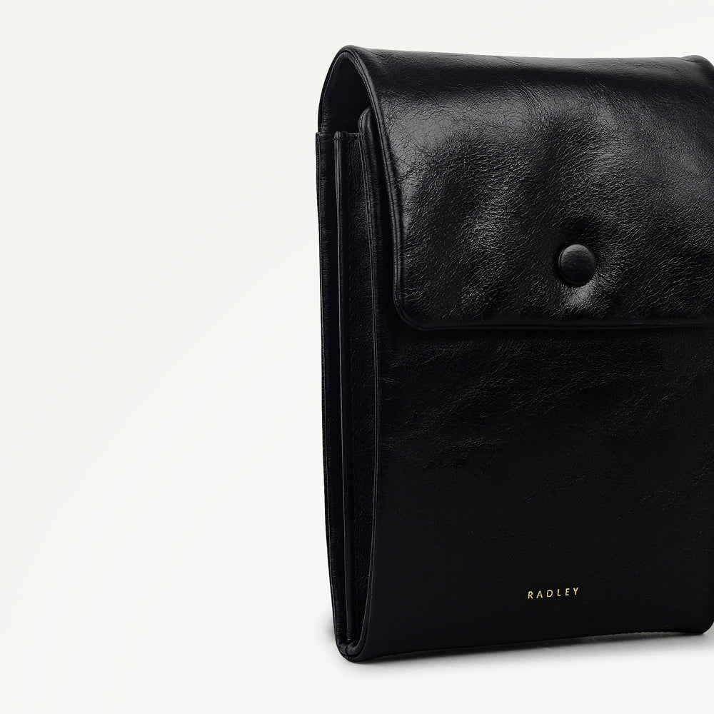 Mallow Street Medium Phone Crossbody Black - 113077