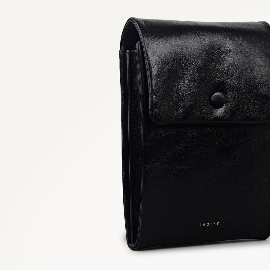 Mallow Street Medium Phone Crossbody Black - 113077